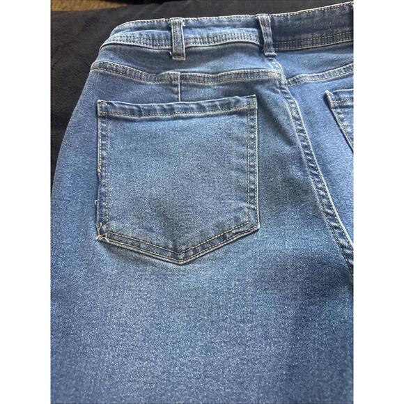 Women’s Size 12‎ Denim Blue Jeans Mid Rise Boot Cut By True Craft - Picture 11 of 13